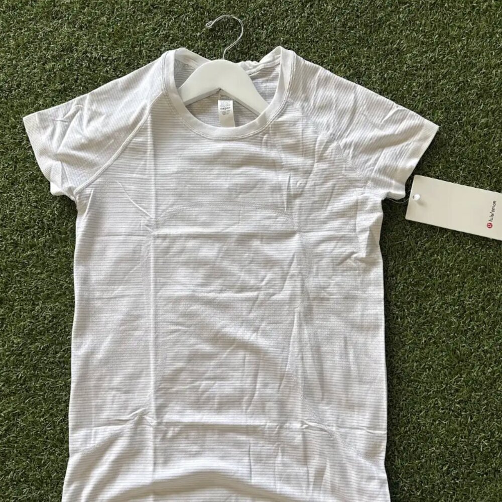 Swiftly Tech Short Sleeve 2.0 – White